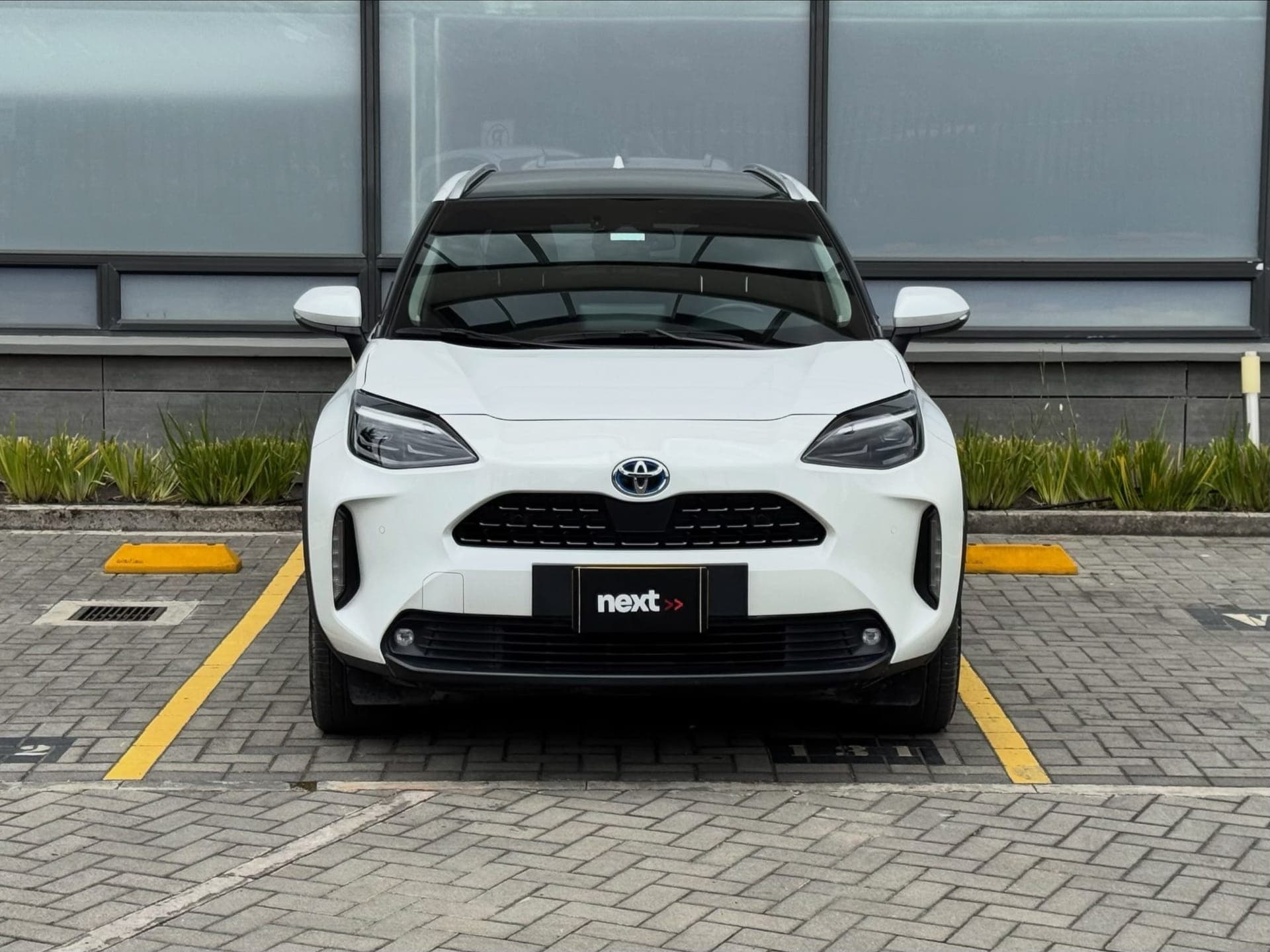 Toyota YARIS CROSS XLS HÍBRIDA 2022